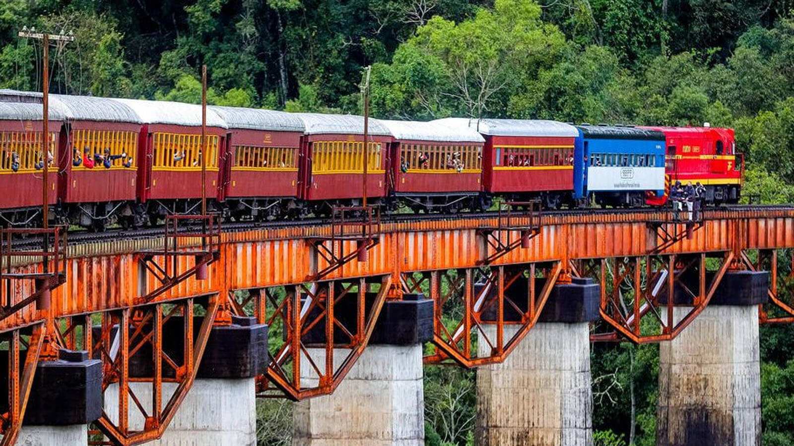 Ferrovia do Trigo e Trem dos Vales